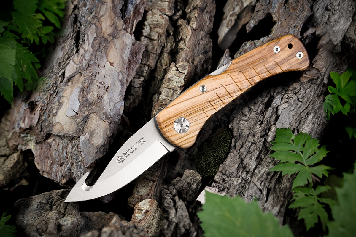 PUMA IP Spanish Made Hunting Knife Pocket Knife Olive with Gut Hook